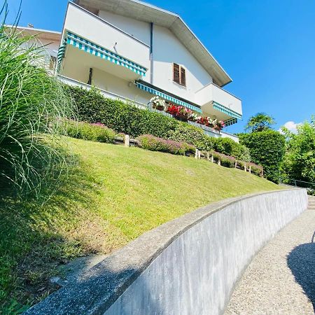 Appartamento Giardino เบลลาโจ ภายนอก รูปภาพ