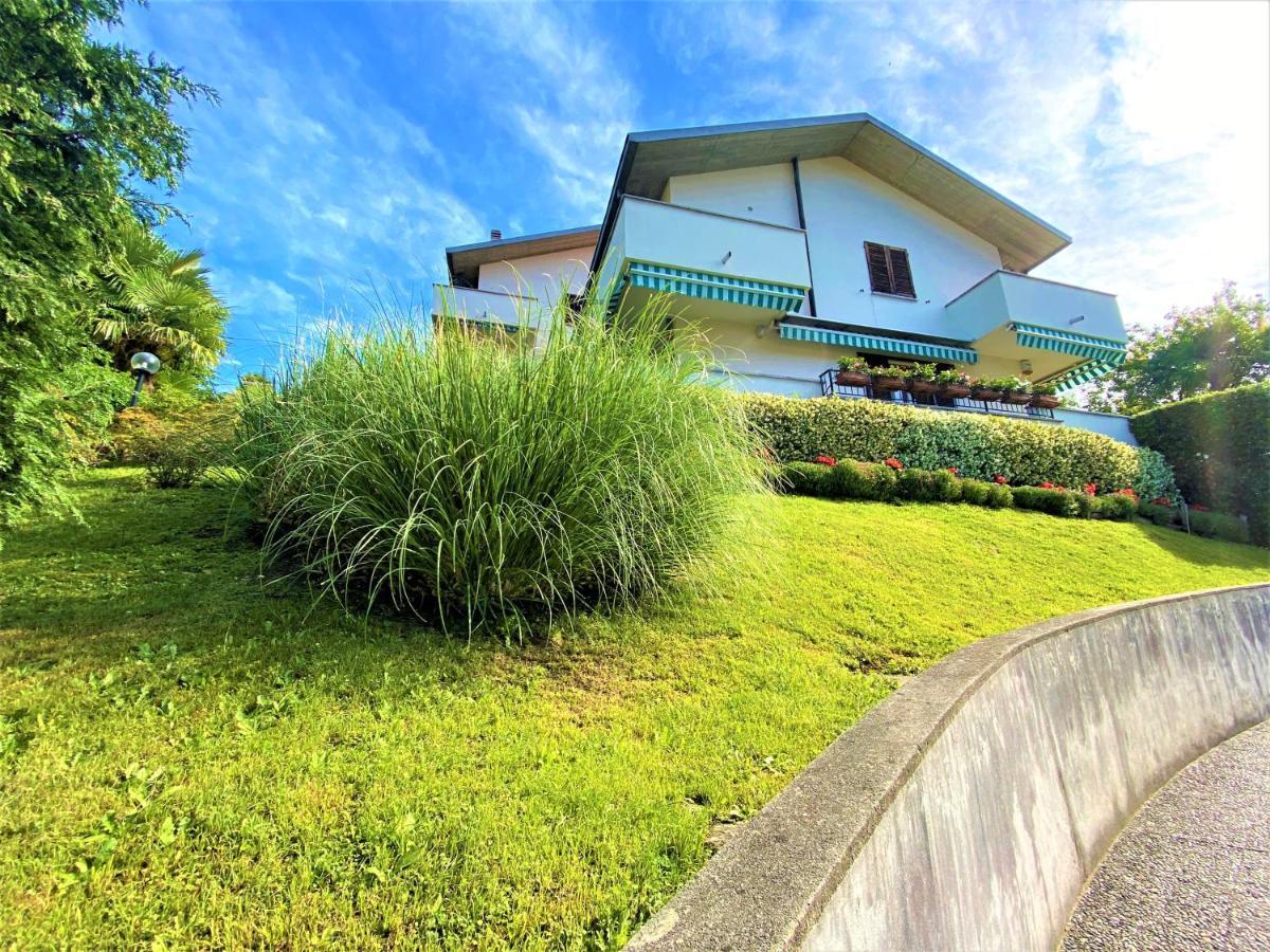 Appartamento Giardino เบลลาโจ ภายนอก รูปภาพ