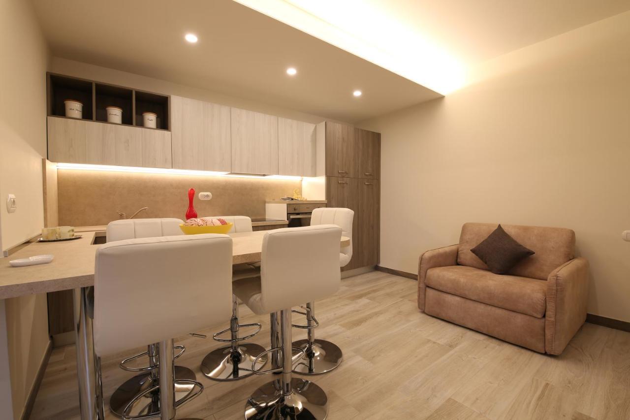 Appartamento Giardino เบลลาโจ ภายนอก รูปภาพ