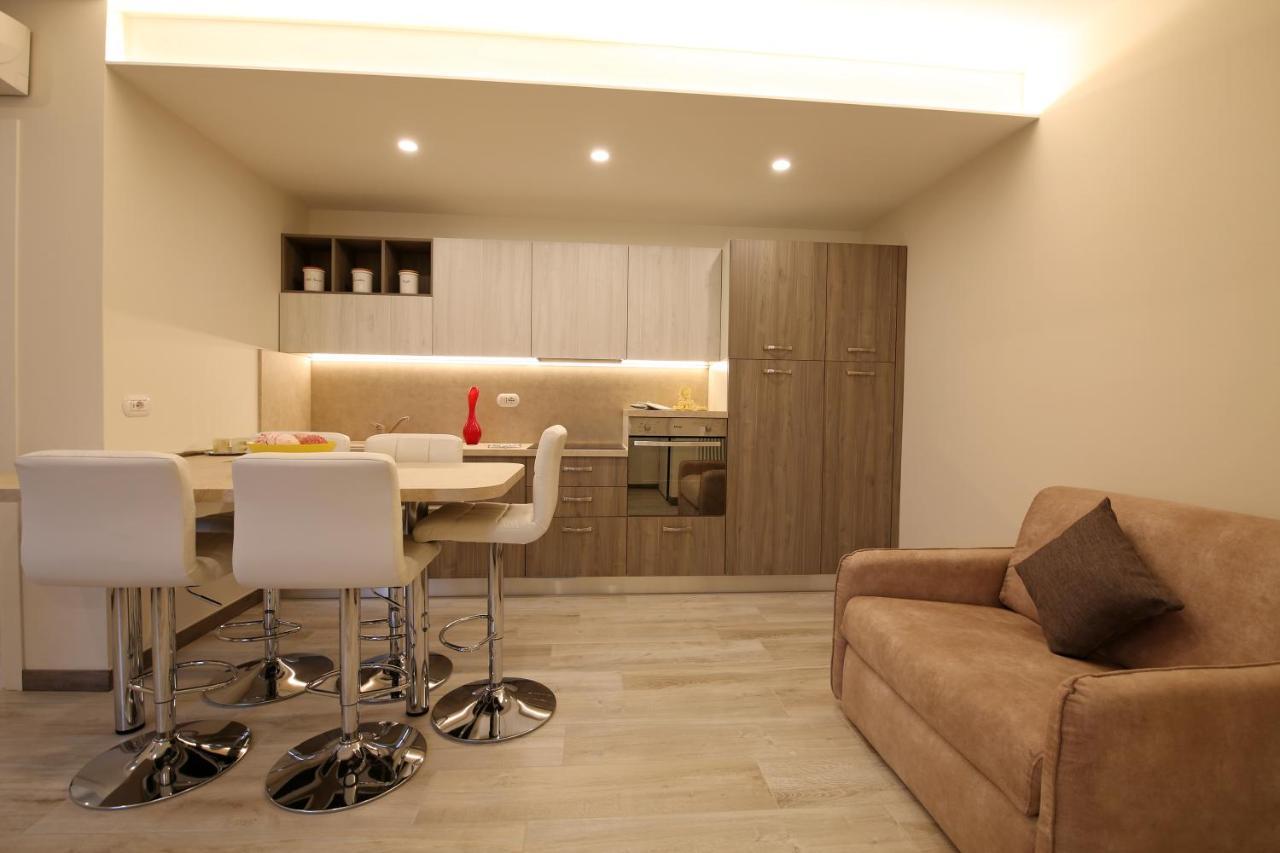 Appartamento Giardino เบลลาโจ ภายนอก รูปภาพ